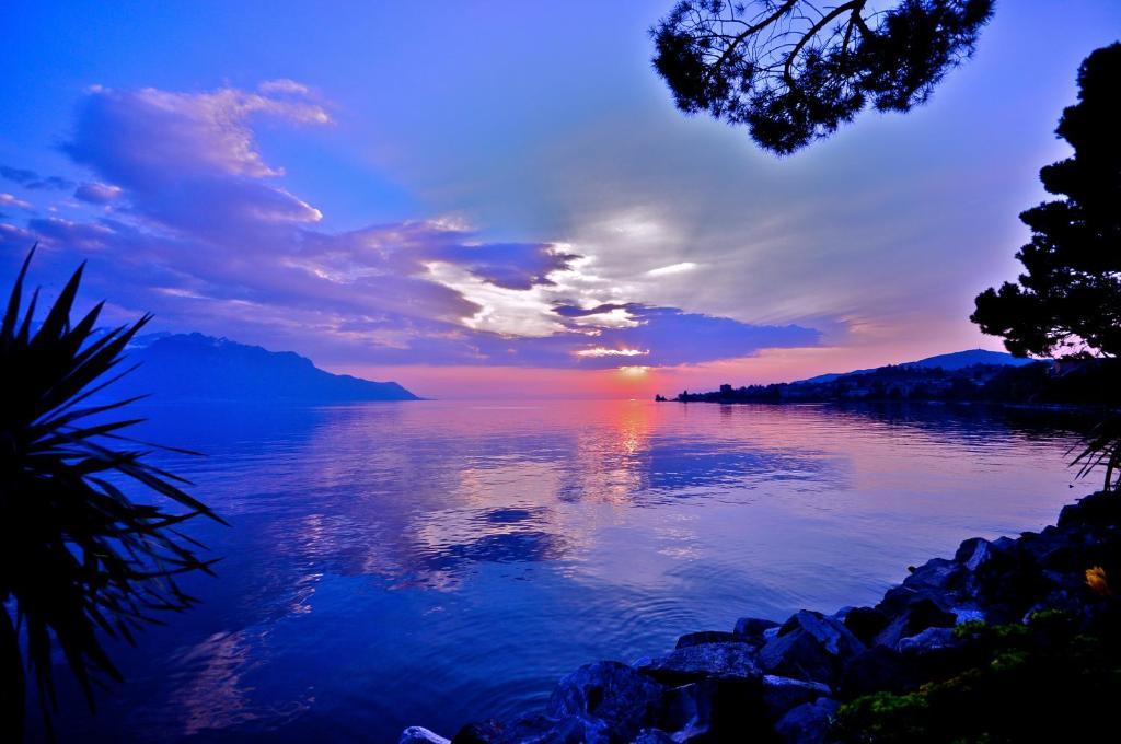 Hotel Splendid Montreux Quarto foto